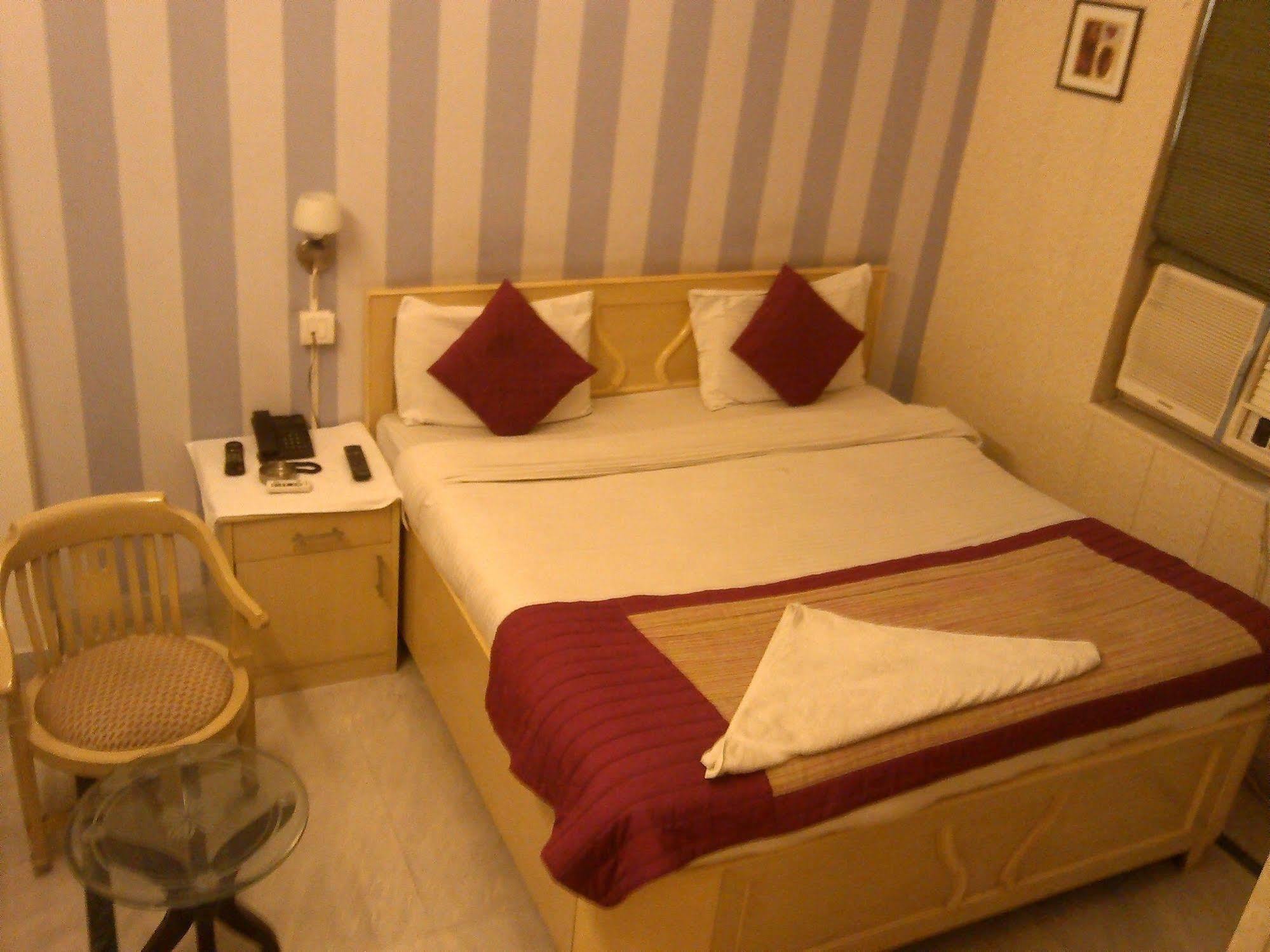 Sands Inn Gurgaon Kanhai Exterior photo
